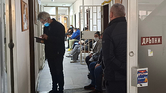 Първи случай на грип в България за сезон 26/27. Започва от днес имунизирането на деца, но само с назалната ваксина