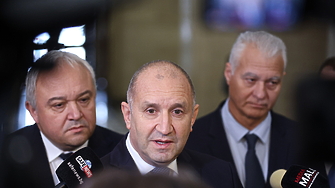 "Имаме няколко спорни въпроса с ЕК" - Радев бавел бюджета заради "доходите на хората"